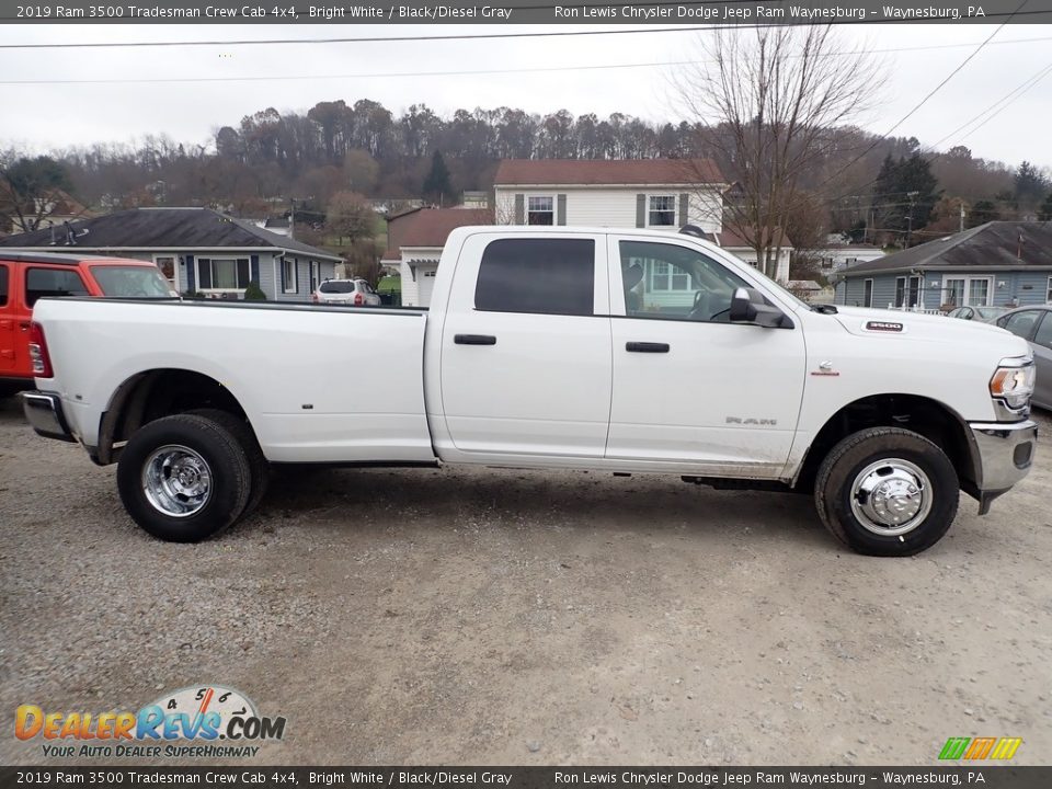 2019 Ram 3500 Tradesman Crew Cab 4x4 Bright White / Black/Diesel Gray Photo #6