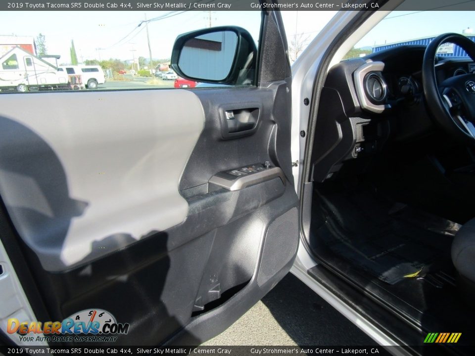 2019 Toyota Tacoma SR5 Double Cab 4x4 Silver Sky Metallic / Cement Gray Photo #11