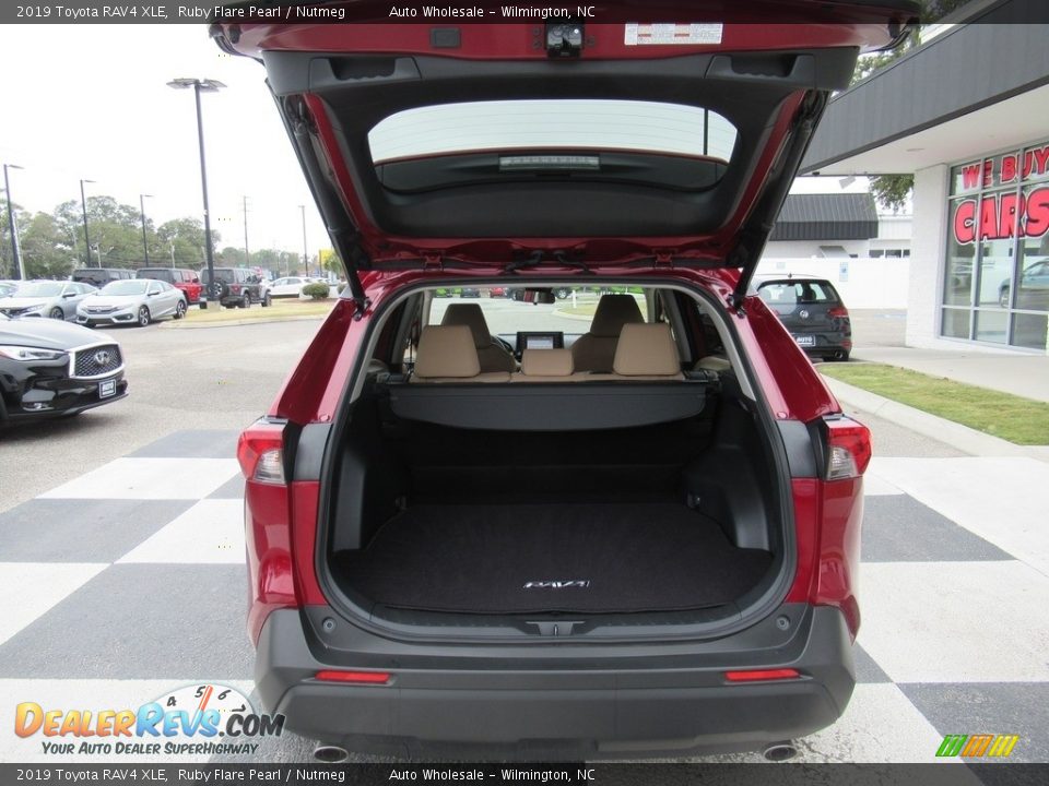 2019 Toyota RAV4 XLE Ruby Flare Pearl / Nutmeg Photo #5