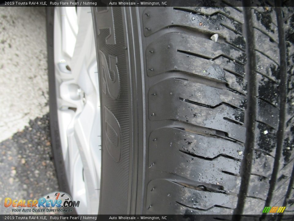 2019 Toyota RAV4 XLE Ruby Flare Pearl / Nutmeg Photo #8