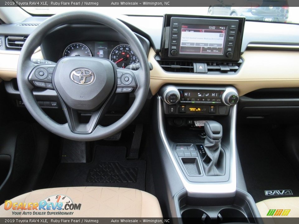 2019 Toyota RAV4 XLE Ruby Flare Pearl / Nutmeg Photo #15