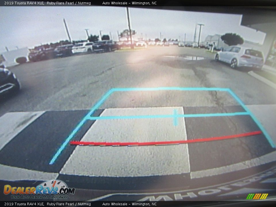 2019 Toyota RAV4 XLE Ruby Flare Pearl / Nutmeg Photo #18