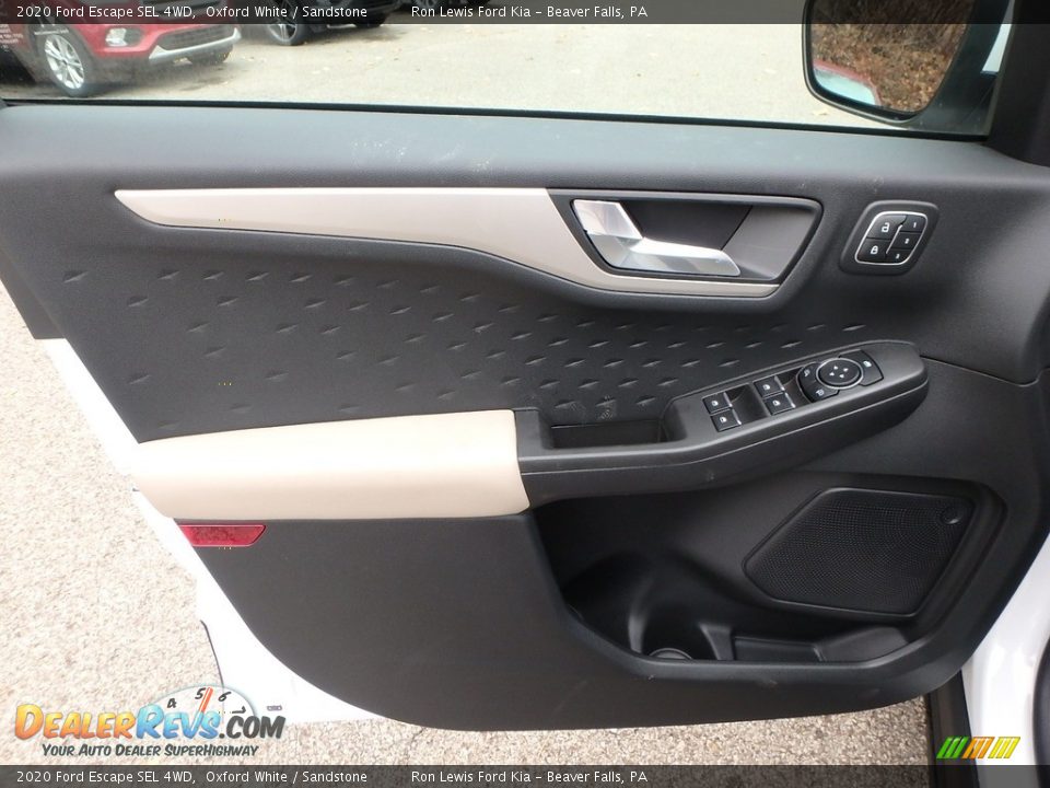 Door Panel of 2020 Ford Escape SEL 4WD Photo #15