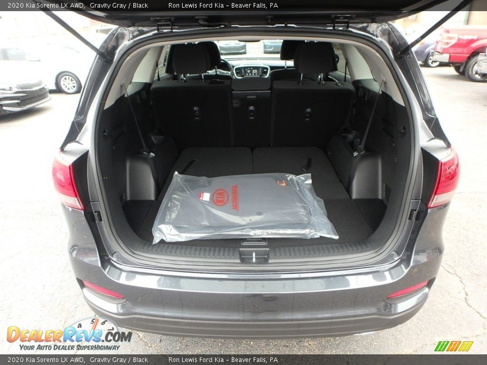 2020 Kia Sorento LX AWD Trunk Photo #4