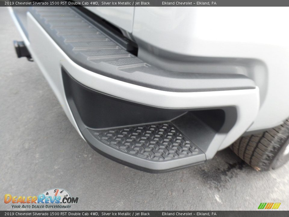 2019 Chevrolet Silverado 1500 RST Double Cab 4WD Silver Ice Metallic / Jet Black Photo #12