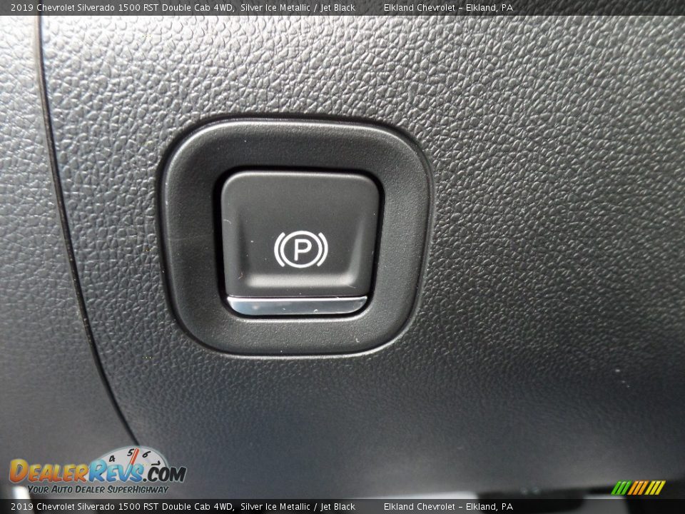 2019 Chevrolet Silverado 1500 RST Double Cab 4WD Silver Ice Metallic / Jet Black Photo #28
