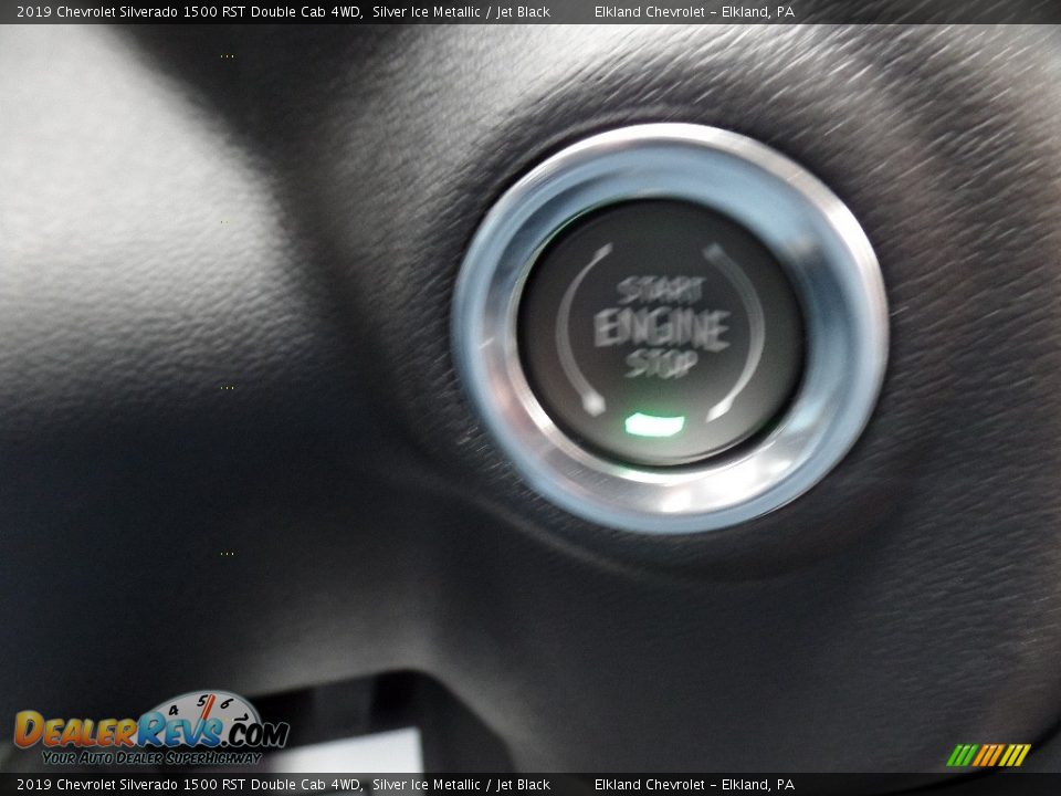2019 Chevrolet Silverado 1500 RST Double Cab 4WD Silver Ice Metallic / Jet Black Photo #33