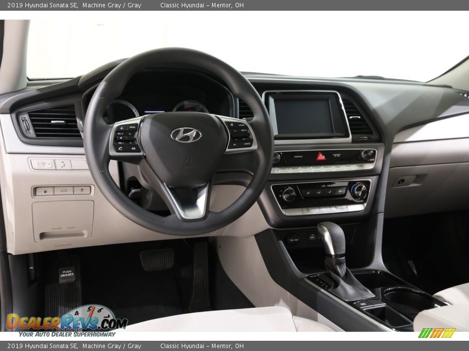 Dashboard of 2019 Hyundai Sonata SE Photo #6