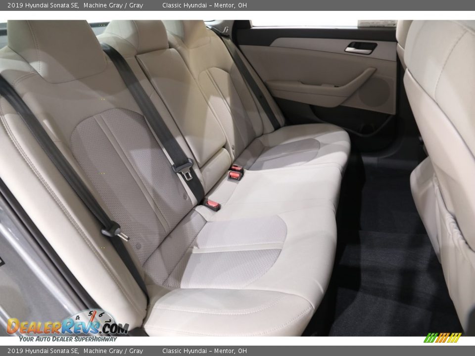 2019 Hyundai Sonata SE Machine Gray / Gray Photo #17