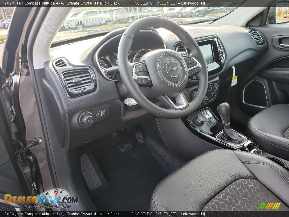 2020 Jeep Compass Altitude 4x4 Granite Crystal Metallic / Black Photo #7