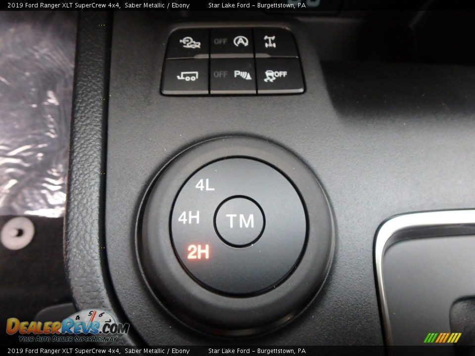 Controls of 2019 Ford Ranger XLT SuperCrew 4x4 Photo #17