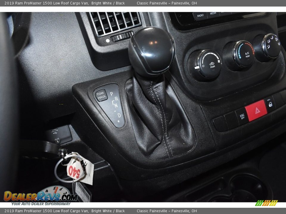 2019 Ram ProMaster 1500 Low Roof Cargo Van Bright White / Black Photo #10