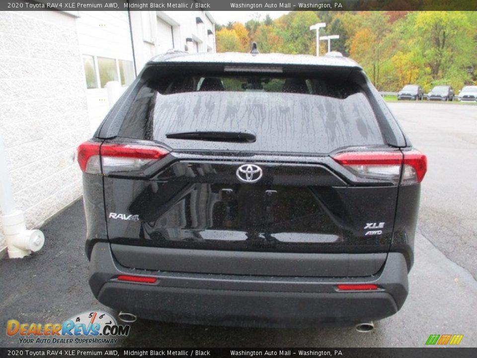 2020 Toyota RAV4 XLE Premium AWD Midnight Black Metallic / Black Photo #4