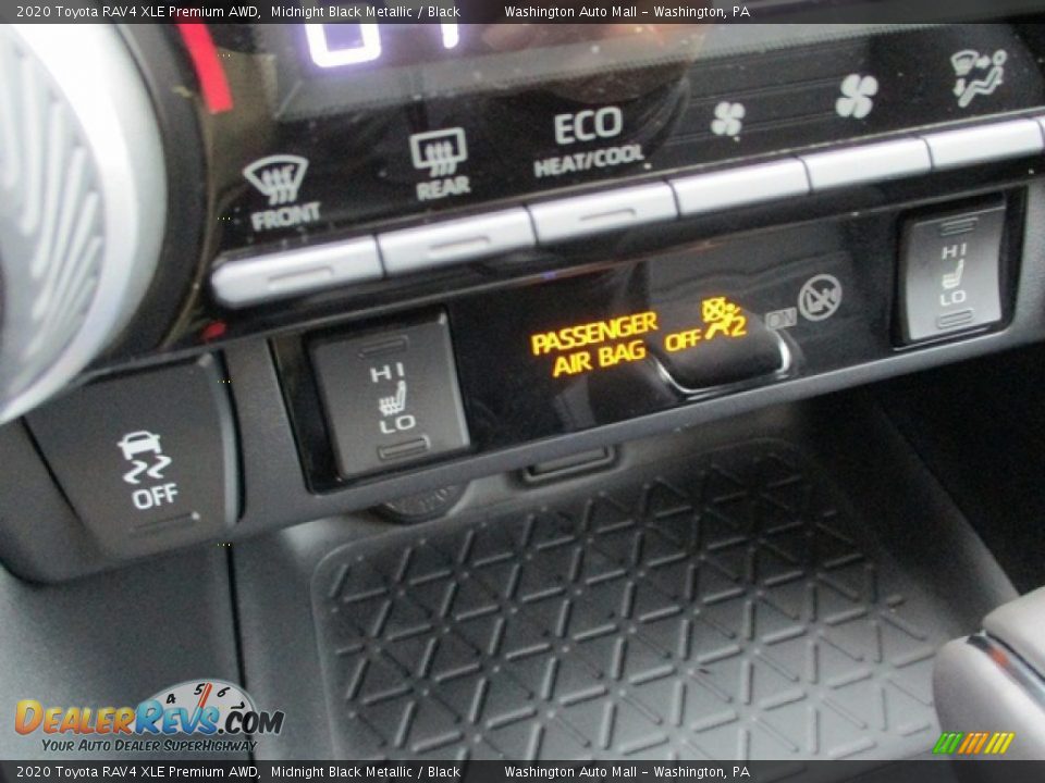 2020 Toyota RAV4 XLE Premium AWD Midnight Black Metallic / Black Photo #18