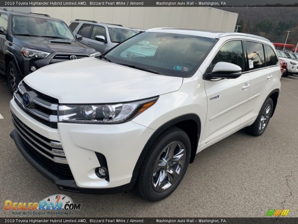 2019 Toyota Highlander Hybrid Limited AWD Blizzard Pearl White / Almond Photo #3