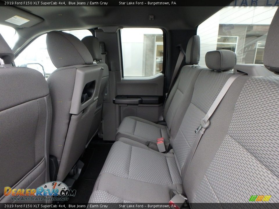 Rear Seat of 2019 Ford F150 XLT SuperCab 4x4 Photo #14