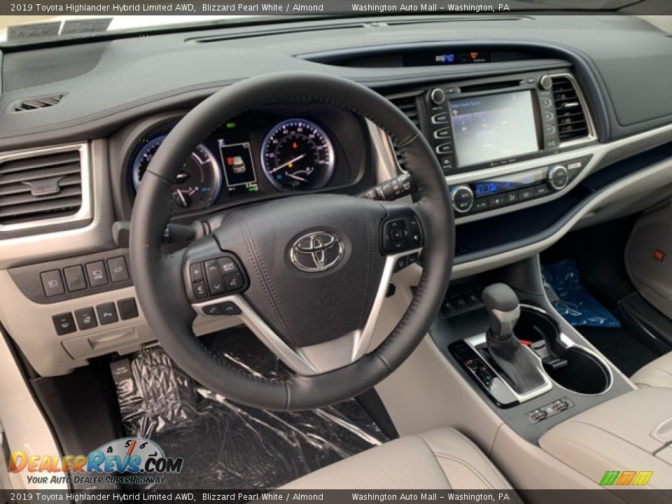 2019 Toyota Highlander Hybrid Limited AWD Blizzard Pearl White / Almond Photo #5
