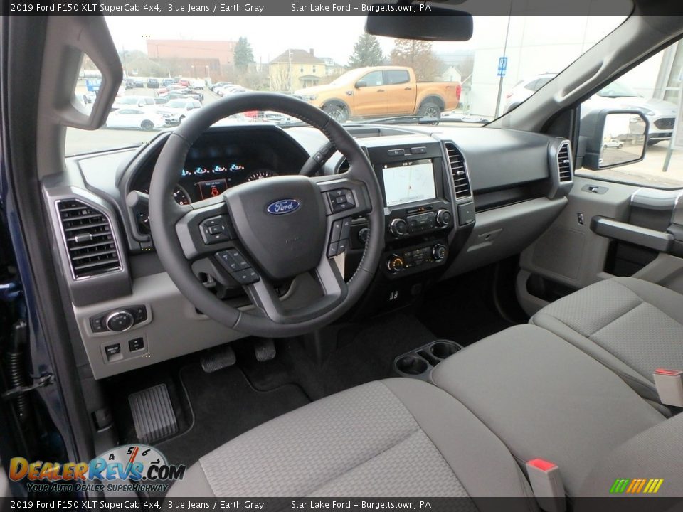 Earth Gray Interior - 2019 Ford F150 XLT SuperCab 4x4 Photo #15