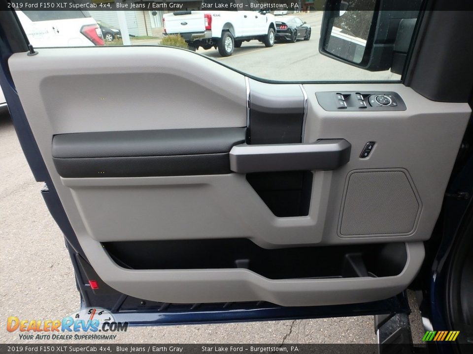 Door Panel of 2019 Ford F150 XLT SuperCab 4x4 Photo #16