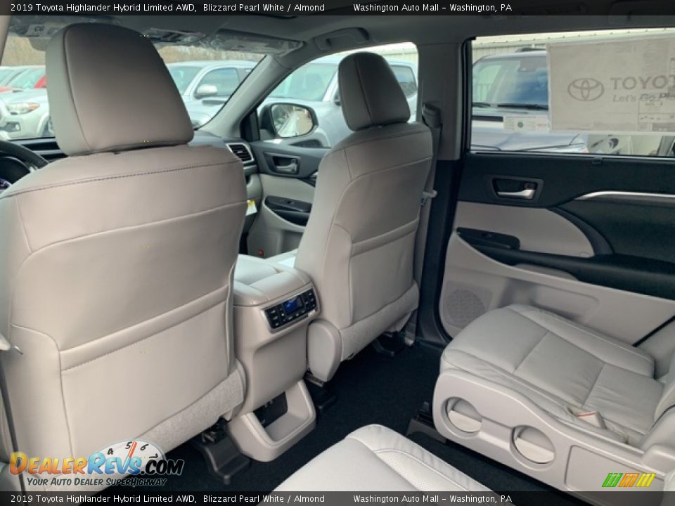 2019 Toyota Highlander Hybrid Limited AWD Blizzard Pearl White / Almond Photo #7