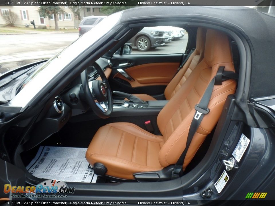 Front Seat of 2017 Fiat 124 Spider Lusso Roadster Photo #23