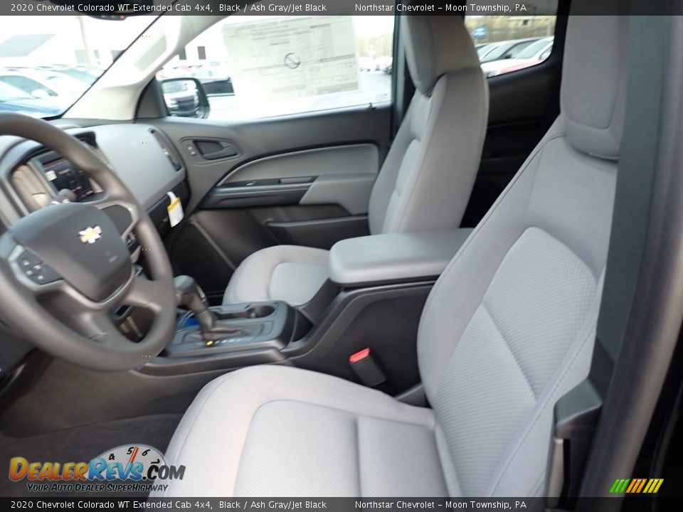Front Seat of 2020 Chevrolet Colorado WT Extended Cab 4x4 Photo #14