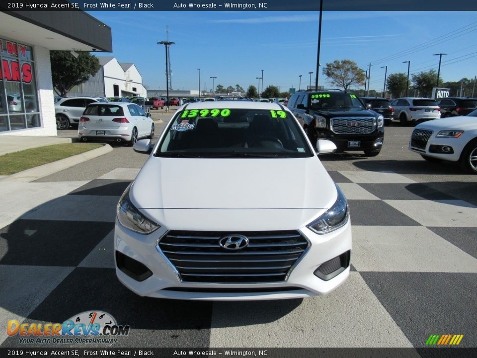 2019 Hyundai Accent SE Frost White Pearl / Black Photo #2