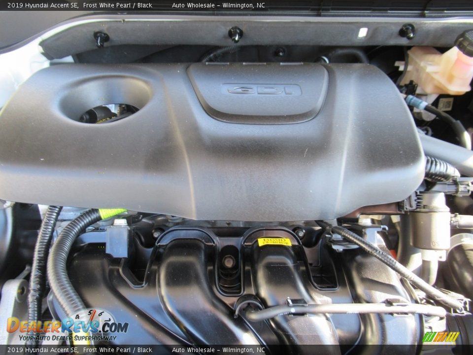 2019 Hyundai Accent SE Frost White Pearl / Black Photo #6