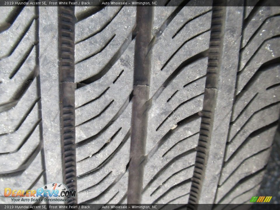 2019 Hyundai Accent SE Frost White Pearl / Black Photo #9