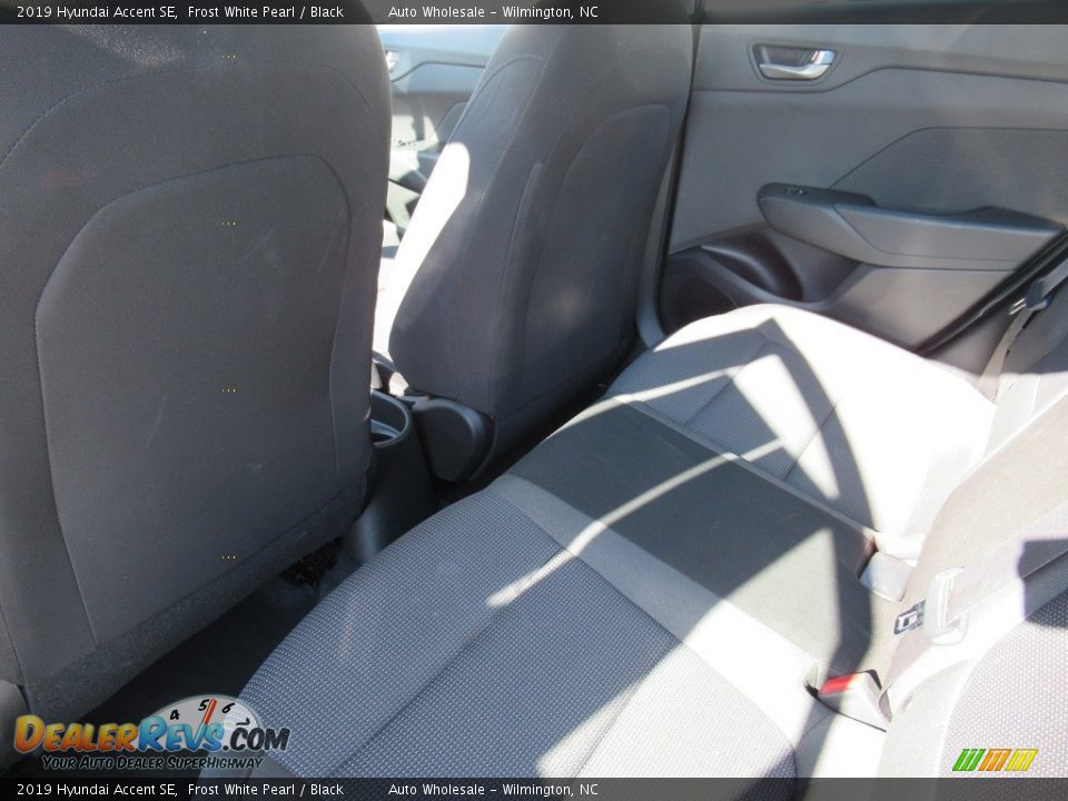 2019 Hyundai Accent SE Frost White Pearl / Black Photo #11