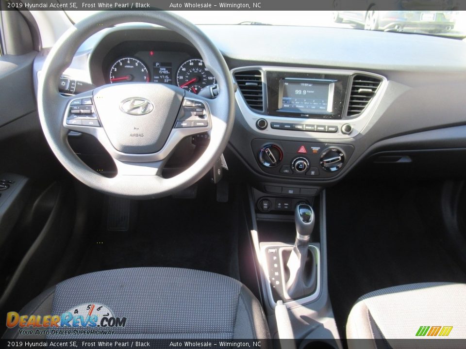 2019 Hyundai Accent SE Frost White Pearl / Black Photo #14
