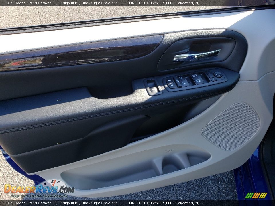 2019 Dodge Grand Caravan SE Indigo Blue / Black/Light Graystone Photo #8