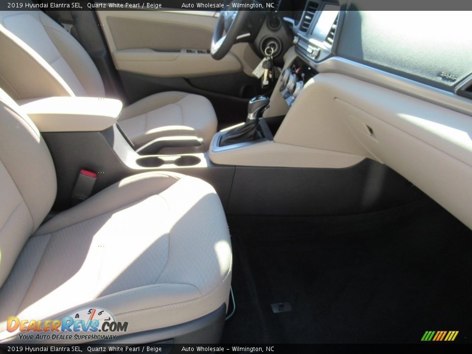 2019 Hyundai Elantra SEL Quartz White Pearl / Beige Photo #12