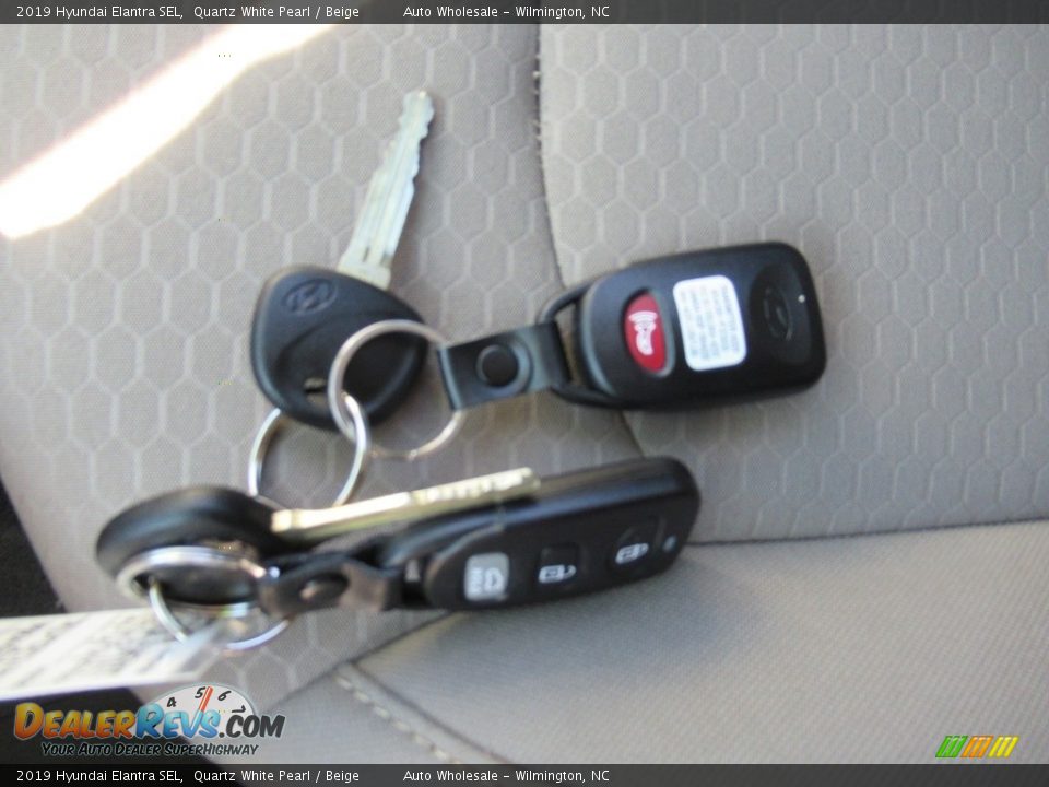 2019 Hyundai Elantra SEL Quartz White Pearl / Beige Photo #20