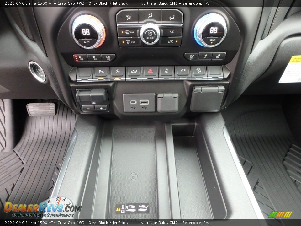 Controls of 2020 GMC Sierra 1500 AT4 Crew Cab 4WD Photo #17