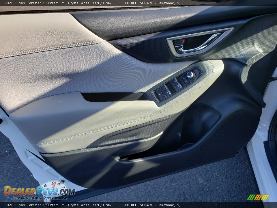 2020 Subaru Forester 2.5i Premium Crystal White Pearl / Gray Photo #8