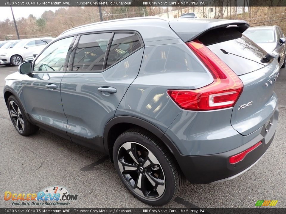2020 Volvo XC40 T5 Momentum AWD Thunder Grey Metallic / Charcoal Photo #4