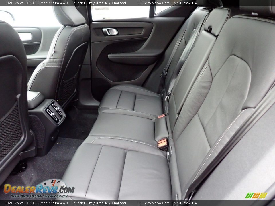 2020 Volvo XC40 T5 Momentum AWD Thunder Grey Metallic / Charcoal Photo #8