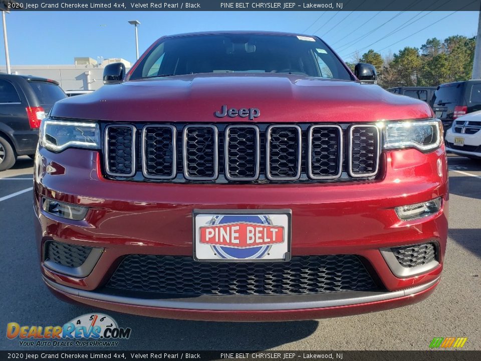 2020 Jeep Grand Cherokee Limited 4x4 Velvet Red Pearl / Black Photo #2