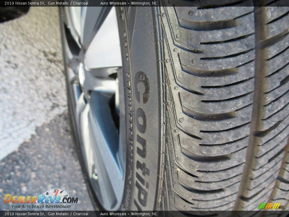 2019 Nissan Sentra SV Gun Metallic / Charcoal Photo #8