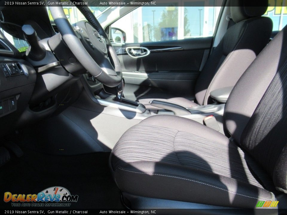 2019 Nissan Sentra SV Gun Metallic / Charcoal Photo #10
