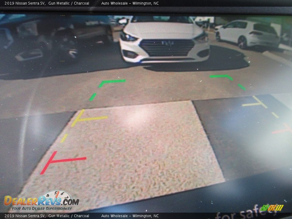 2019 Nissan Sentra SV Gun Metallic / Charcoal Photo #18