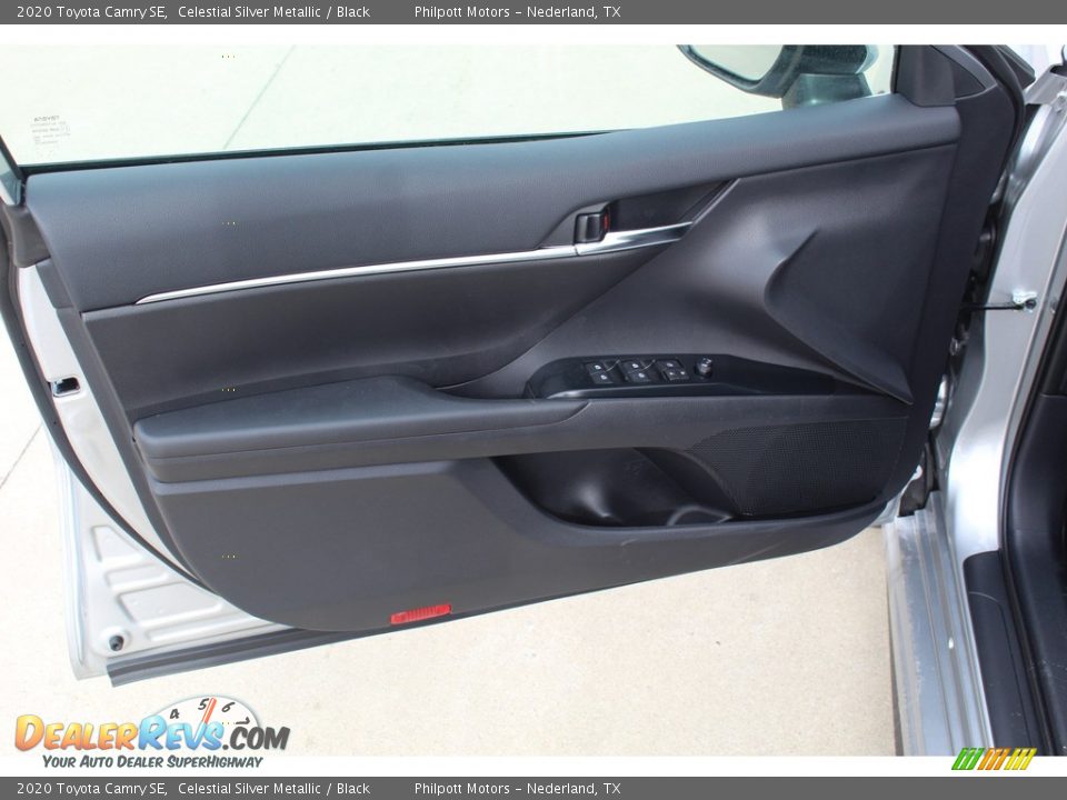 2020 Toyota Camry SE Celestial Silver Metallic / Black Photo #9