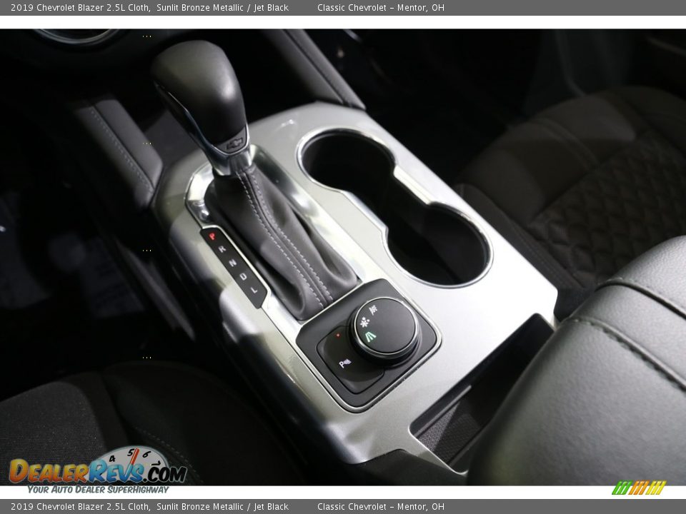 2019 Chevrolet Blazer 2.5L Cloth Shifter Photo #17
