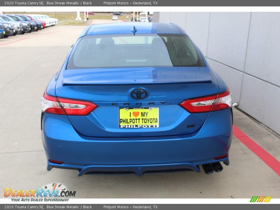 2020 Toyota Camry SE Blue Streak Metallic / Black Photo #7