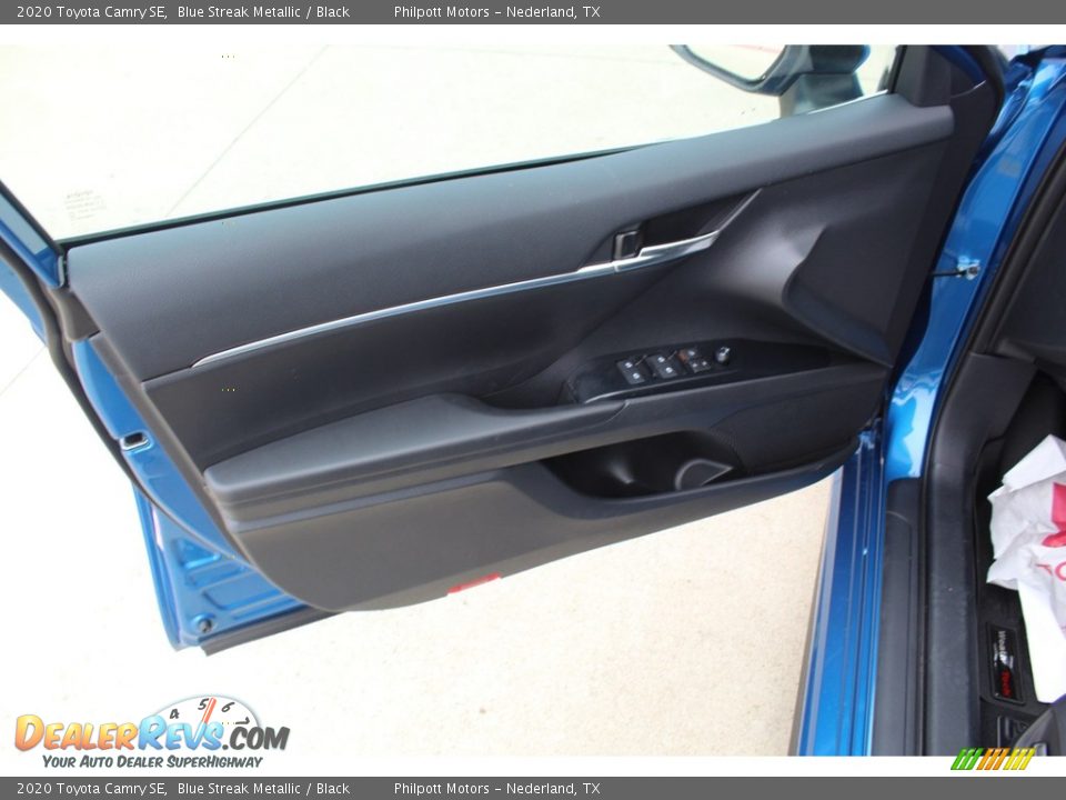 2020 Toyota Camry SE Blue Streak Metallic / Black Photo #9