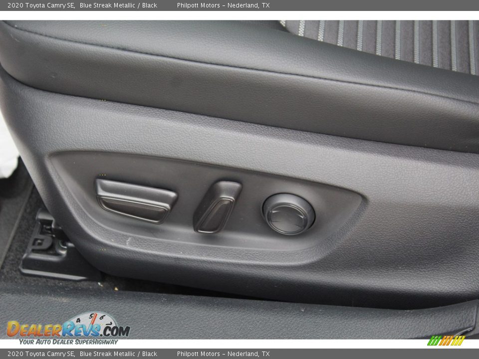 2020 Toyota Camry SE Blue Streak Metallic / Black Photo #11