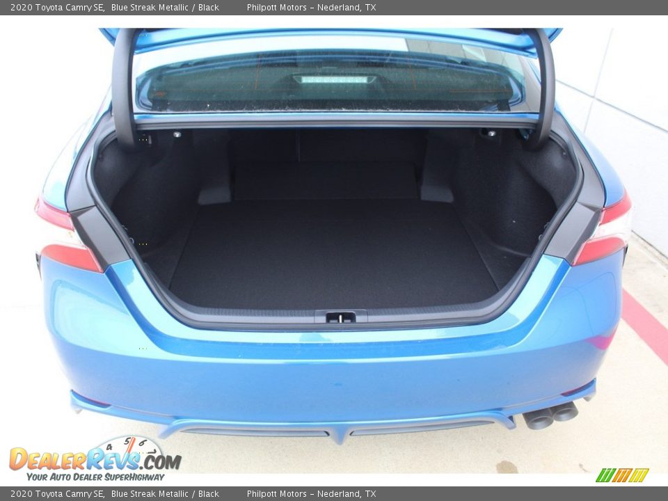 2020 Toyota Camry SE Blue Streak Metallic / Black Photo #23