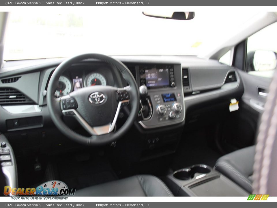 2020 Toyota Sienna SE Salsa Red Pearl / Black Photo #20