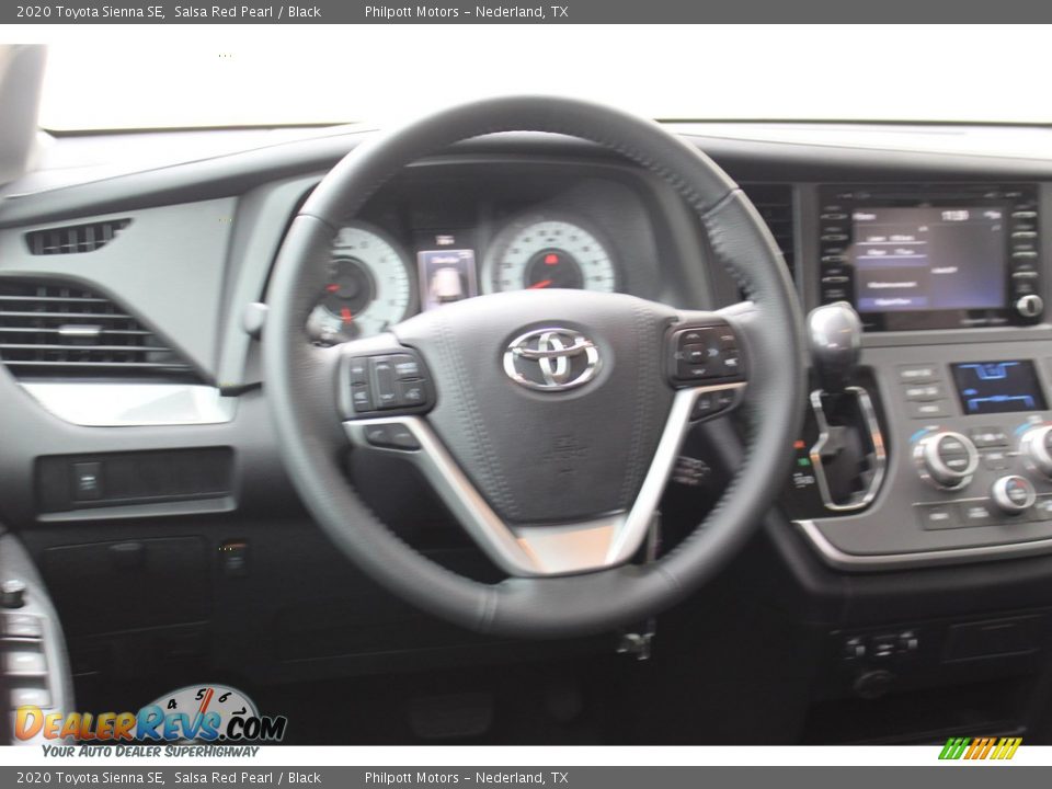 2020 Toyota Sienna SE Salsa Red Pearl / Black Photo #21